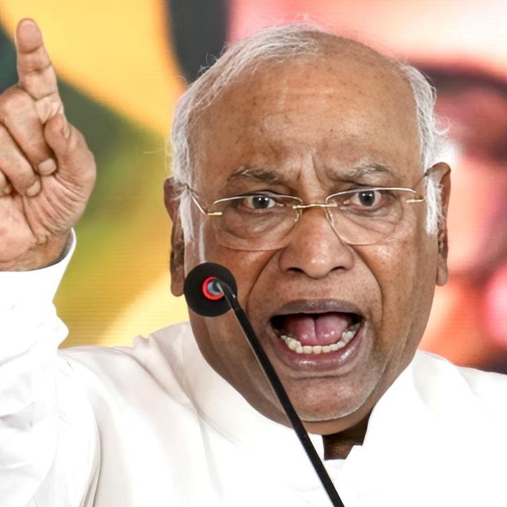 Mallikarjun Kharge calls PM a terrorist, then clarifies. BJP gives no quarter