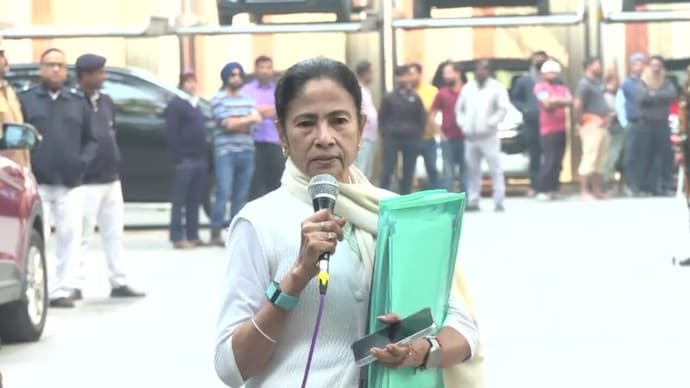 West Bengal Chief Minister Mamata Banerjee at the residence of I-PAC co-founder Pratik Jain in Kolkata during ED raid in January.