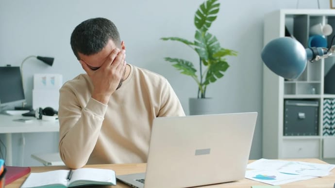 Man gets into argument with AI recruiter during interview (Photos: Representational Image from Pexels) Man gets into argument with AI recruiter during interview, internet says 'same here'