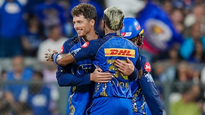 Mitchell Santner has been ruled out of IPL 2026. Courtesy: PTI Mitchell Santner