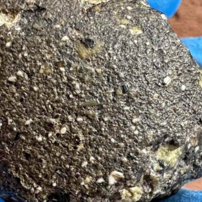 China discovers alien mineral inside meteorite that fell from the Moon
