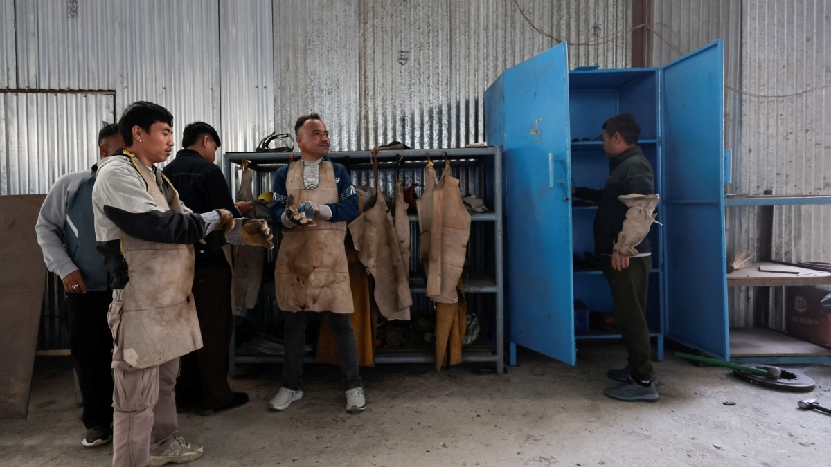 As unemployment surges, Nepal resumes Gulf work permits after suspension amid war