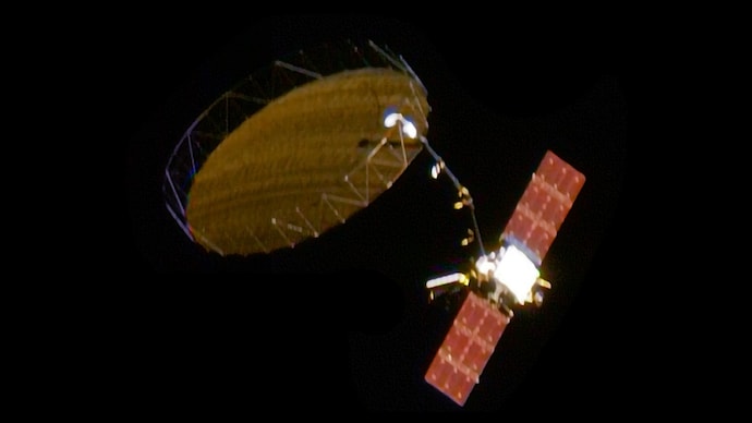 This satellite’s "full bloom" image marks a new era of clarity from space. (Photo: X/vantortech) Nisar space picture