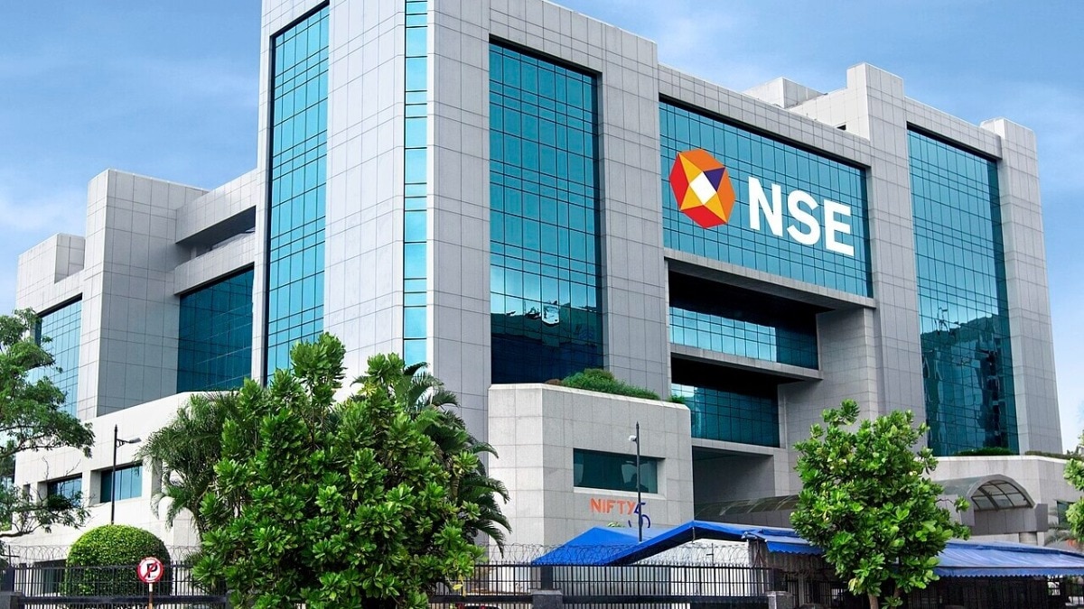 NSE nears IPO after Sebi panel clears Rs 1,800 crore settlement
