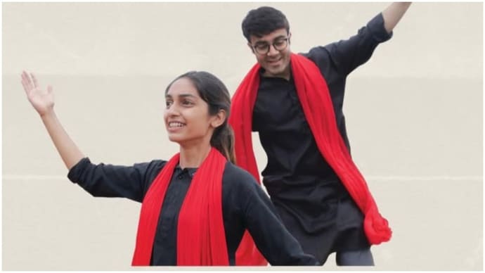 Nukkad Naatak is now streaming on Netflix. Nukkad Naatak