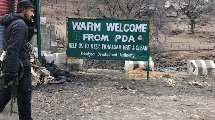 Author) pahalgam terror attack baisaran valley aru anantnag jammu and kashmir pakistani terrorists 26 civilians dead tourism in j&k current situation security army crpf hotel industry travel