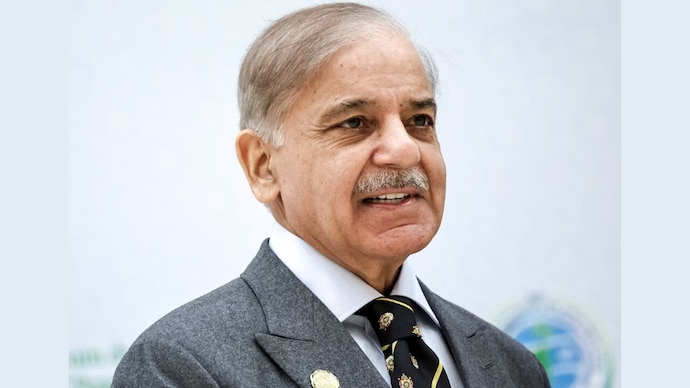 Reuters) Pak PM, Shehbaz Sharif