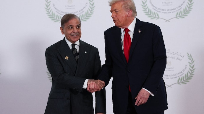 Pakistani Prime Minister Shehbaz Sharif and US President Donald Trump at a world leaders' summit on ending the Gaza war. (Photo: Reuters) Pakistani Prime Minister Shehbaz Sharif and US President Donald Trump at a world leaders' summit on ending the Gaza war. (Photo: Reuters)