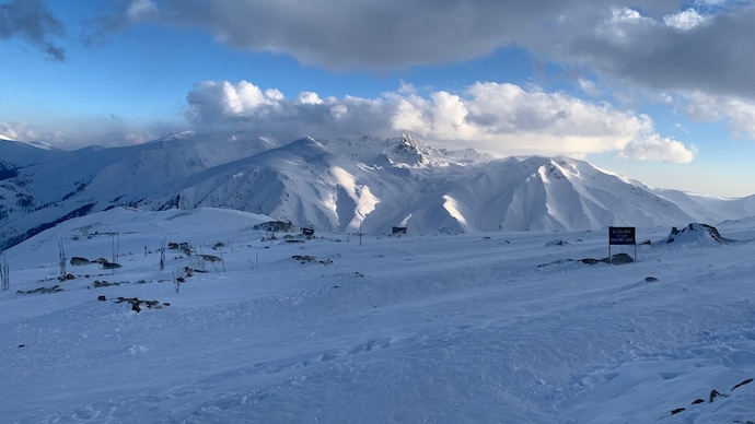 A view of the Pir Panjal range from Gurez in Bandipora district, overlooking mountains in POK, near the Line of Control. (Image: Anand Singh) pir panjal range pakistan cross border terrorism infiltration india through jammu international border ib indian army special forces rugged terrain mountains jungles militant terror jammu and kashmir ssg pahalgam terror attack