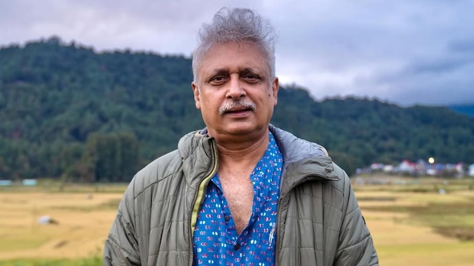 Piyush Mishra revealed that he had said many hurtful things to his mother while under the influence of alcohol. (Credits: Instagram/OfficialPiyushMishra) Piyush Mishra says he made obscene calls to women while battling alcohol addiction