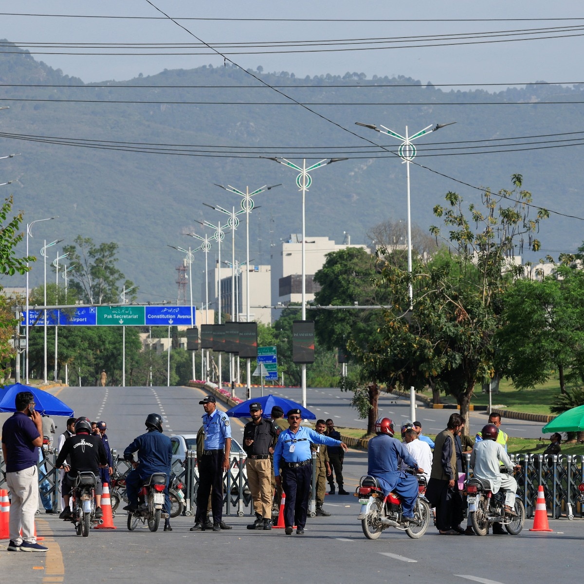 Pakistan lifts Islamabad-Rawalpindi restrictions as US-Iran peace talks stall