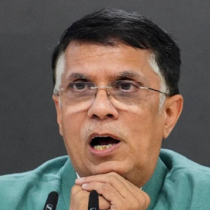 Am I a criminal? Pawan Khera asks as SC pauses bail in case by Assam CM's wife