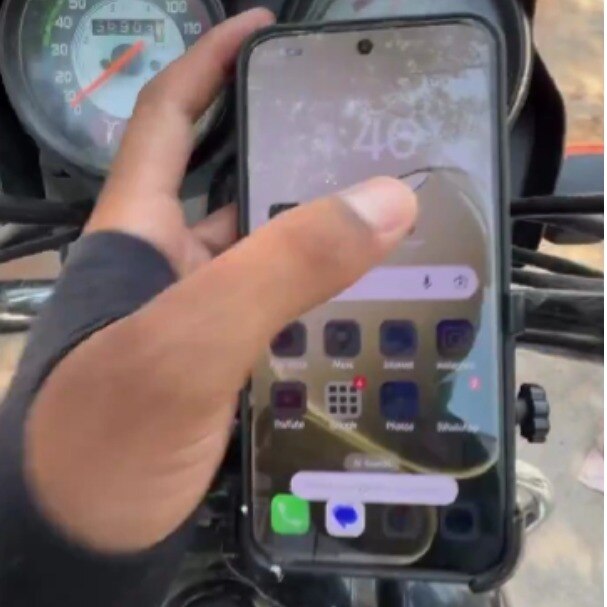 Rapido driver struggles as phone crashes in extreme heat, video shows harsh reality