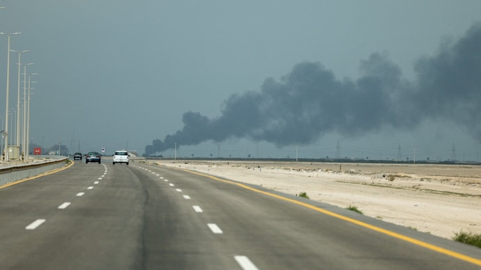 Reuters) Saudi Arabian oil pipelineq