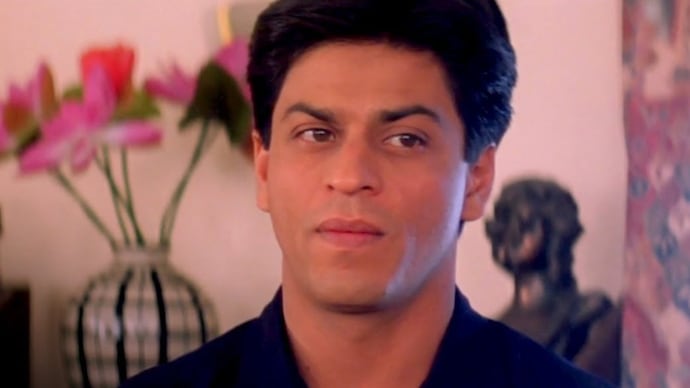 Shah Rukh Khan in a still from Hum Tumhare Hain Sanam. Photo: YouTube screengrab Shah Rukh Khan