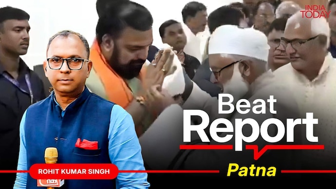 TelaThe Chief Minister gently held the man's hand and declined to wear the offered skull cap. Bihar politics