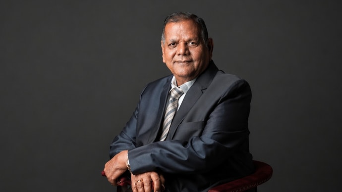 End of an era for Bikaji foods as founder Shiv Ratan Agarwal dies aged 75. Shiv Ratan Agarwal