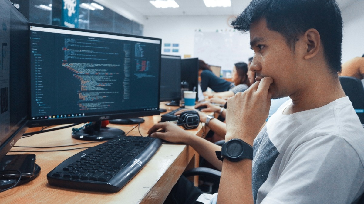 Computer Science won't die in this AI age, but students need a smarter plan now