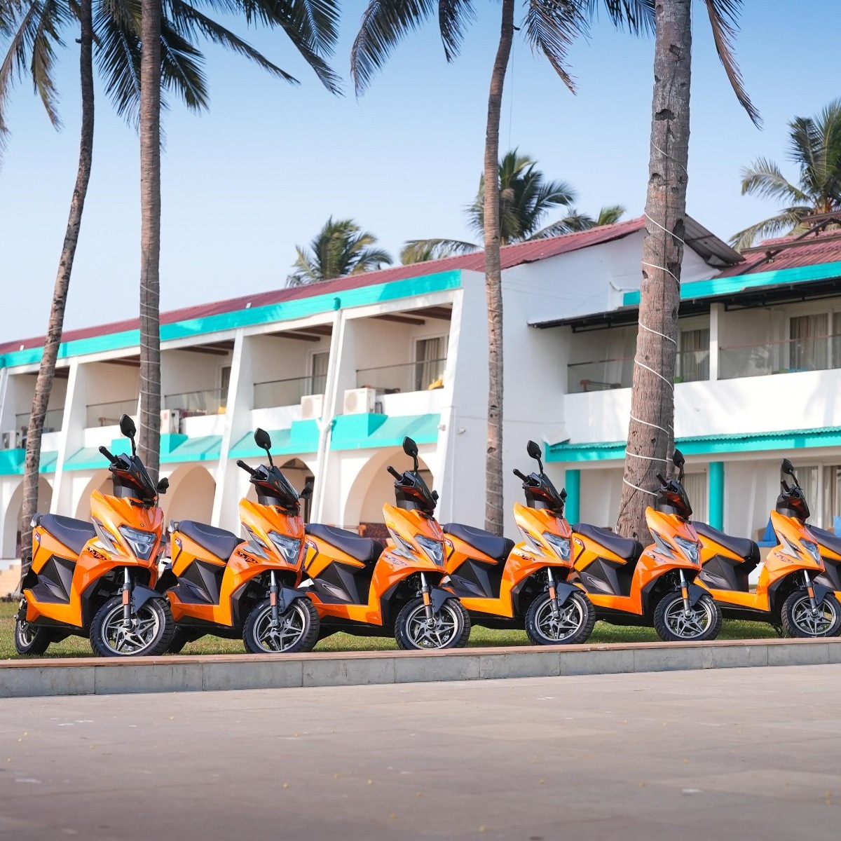 Simple Energy launches Ultra electric scooter with 400km range at Rs 2.35 lakh