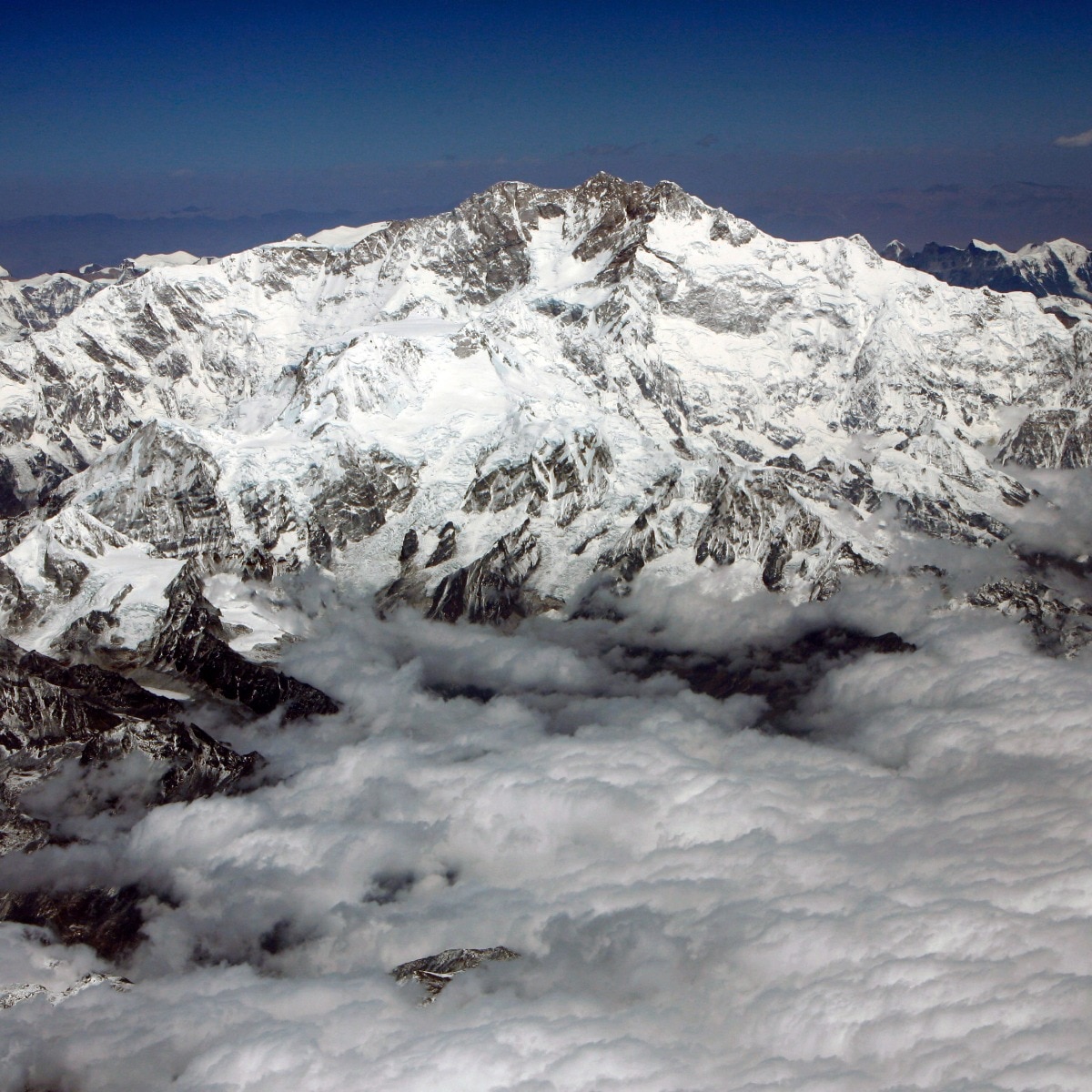 Himalayan snow hits 23-year low, water crisis looms for 2 billion lives