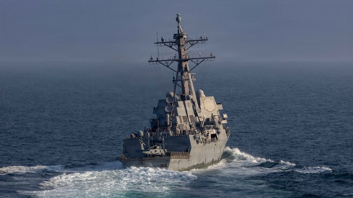 Tense standoff in Strait of Hormuz as Iranian Navy challenges US destroyers trying to sail through. (Reuters)