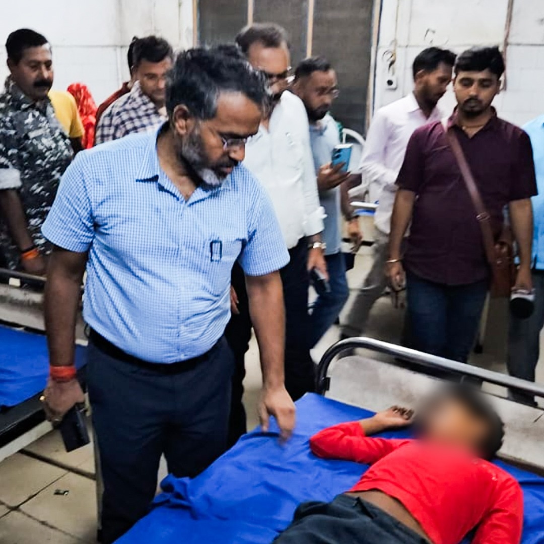 Boy dies, 18 hospitalised after eating pani-puri at roadside stall in Jharkhand