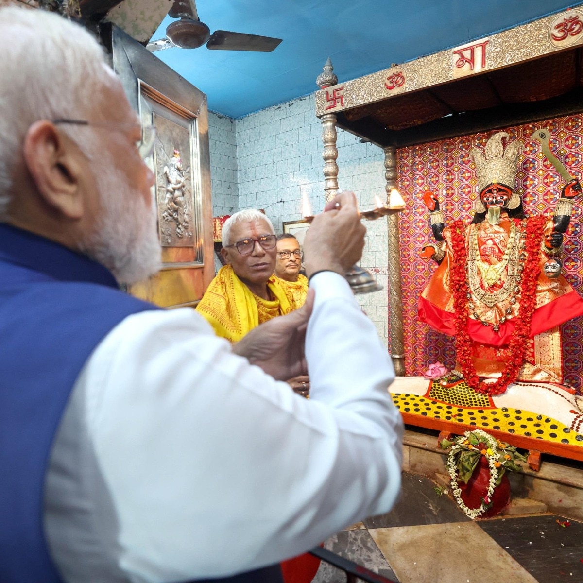 PM Modi visits 300-year-old Kalibari temple in Kolkata known for non-veg prasad