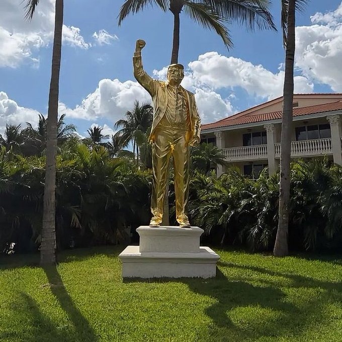 Don Colossus: 22-foot gold Trump statue sparks buzz and backlash