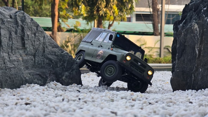 UAZ-469 RC car review UAZ-469 RC car review