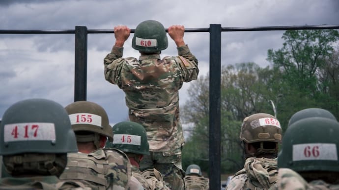 //x.com/USArmy) US Army draft