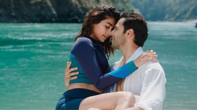 Varun Dhawan and Pooja Hegde in frame. (Photo: Instagram)