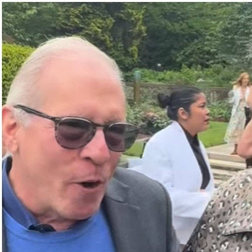 Who is Michael Glantz, the man who kept eating during White House press dinner chaos