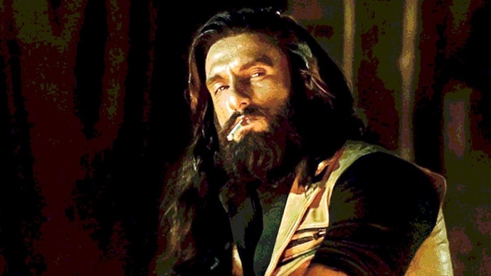Ranveer Singh in a scene from Dhurandhar: The Revenge - explaining the film's success story Why did India and the world watch Dhurandhar 2 despite propaganda claims?