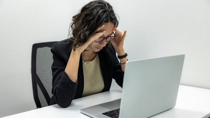Woman fired for ‘no work’ gets rehired to train replacements, internet goes huh (Photo: Representational Image from Pexels) Woman fired for ‘no work’ gets rehired to train replacements, internet goes huh