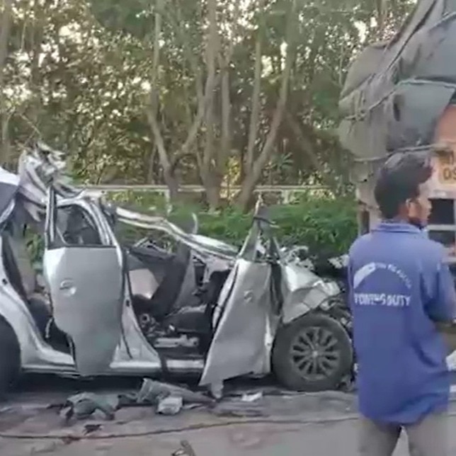 6 killed on spot after speeding car rams into parked truck in Hyderabad