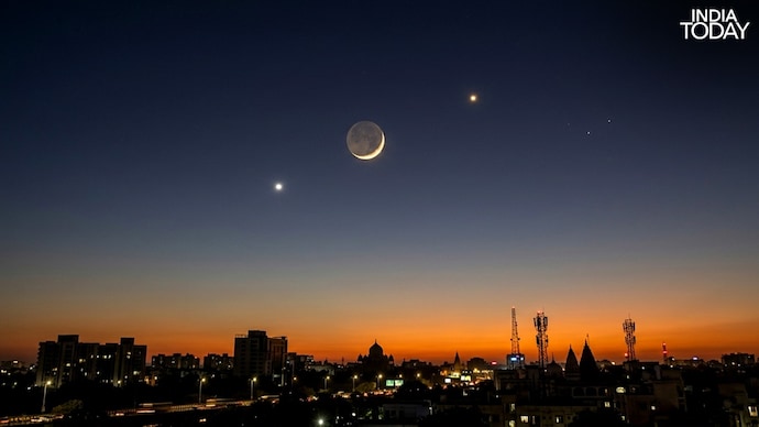 A thin waxing crescent Moon joins Venus and Jupiter low in the western sky on May 19, 2026, forming a celestial triangle visible to the naked eye across India. (Photo: Radifah Kabir) A thin waxing crescent Moon joins Venus and Jupiter low in the western sky on May 19, 2026, forming a celestial triangle visible to the naked eye across India. (Photo: Radifah Kabir)