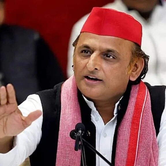 Akhilesh Yadav calls UP Cabinet expansion time pass, dubs CM 'Courier Messenger'