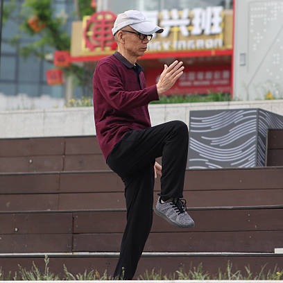 Why elderly in India are suddenly obsessed with Tai Chi walking