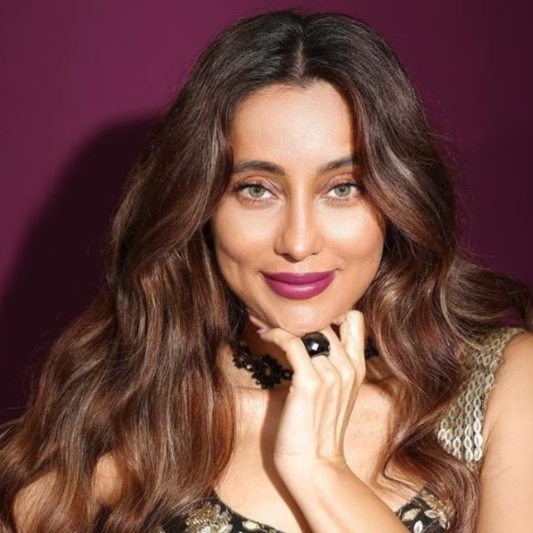 Anusha Dandekar clarifies viral cryptic post
