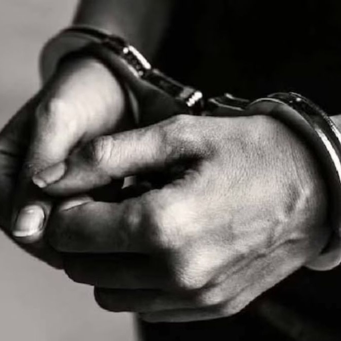 Kolkata man married to Pak woman arrested for spying for Pakistan intel