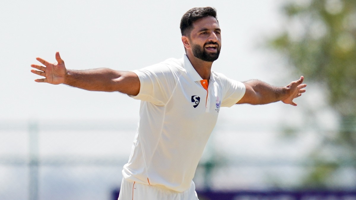 Total shame: Auqib Nabi omission from Afghanistan Test leaves fans furious