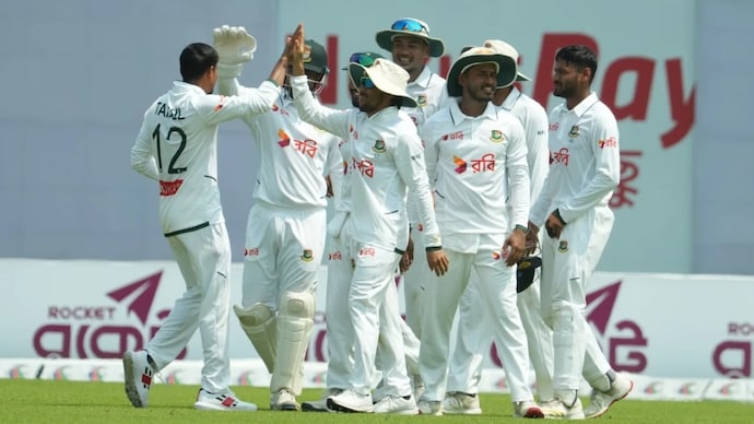 Bangladesh lead by 156 runs in their second innings. Courtesy: Bangladesh Cricket Bangladesh
