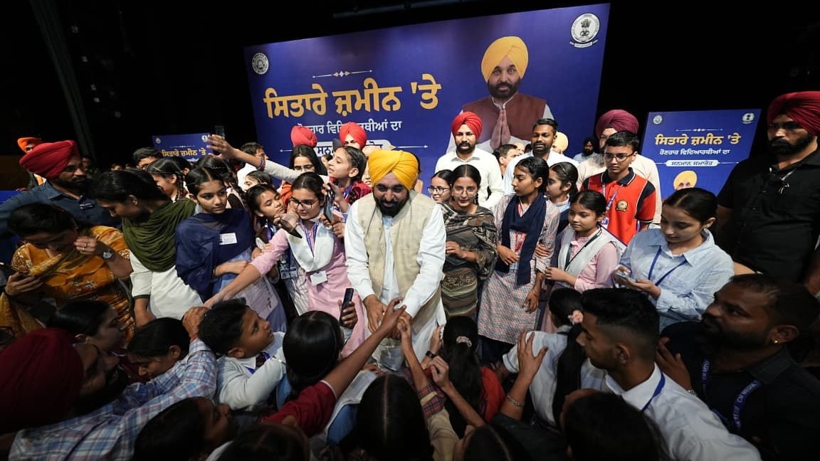 Punjab holds mega Parent-Teacher Meetings across 19,000 schools. Here's why