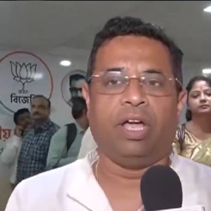 BJP MP claims 50 Trinamool MLAs, 20 MPs ready to defect as Bengal turmoil deepens