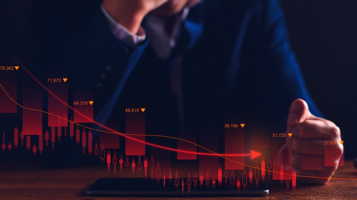 Infosys, TCS shares tumble up to 3%: Why are IT shares falling today?