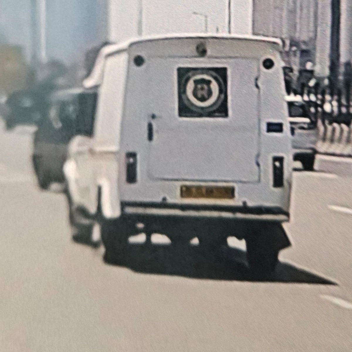 Armed men hijack ATM cash van, loot Rs 20 lakh in daring Ghaziabad heist