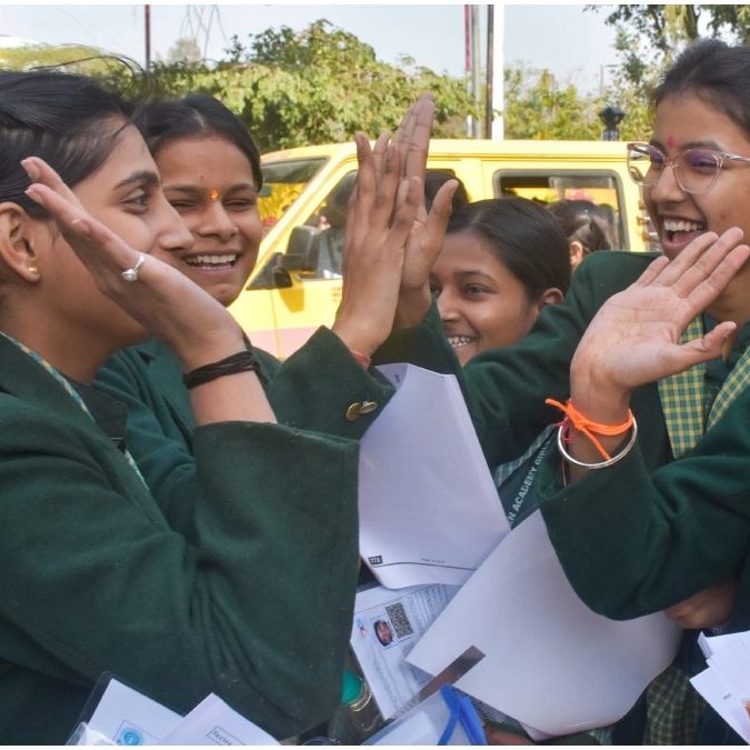 West Bengal Madhyamik Result 2026 declared. Direct link, pass percentage, toppers list