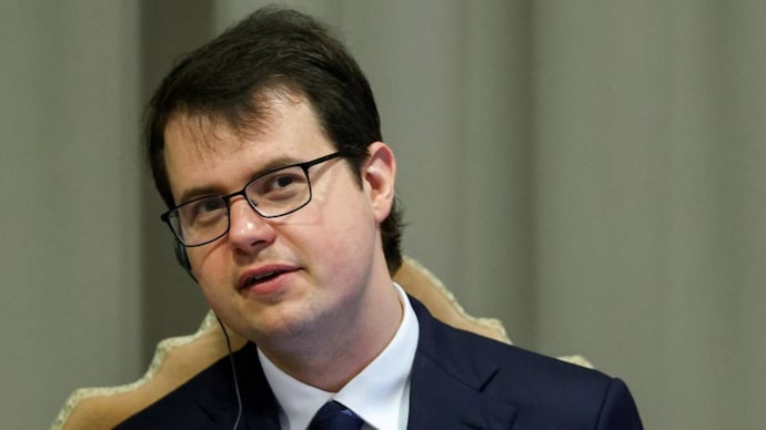 Anthropic co-founder Christopher Olah warns AI could displace jobs globally. (Photo: Reuters)