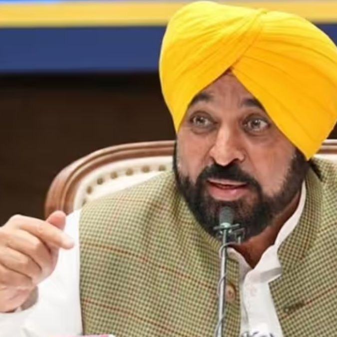 Desperate for power: Bhagwant Mann mocks Punjab Congress chief's bullock cart ride