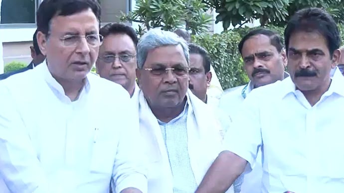 Congress sources said Chief Minister Siddaramaiah has been asked by the party high command to step down. (File Photo: ITG) Congress sources said Chief Minister Siddaramaiah has been asked by the party high command to step down. (File Photo: ITG)